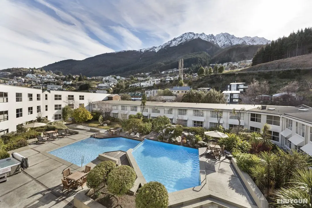 Mercure Queenstown Resort - Havuz