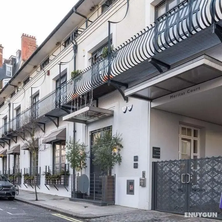 Meritas Court by Lime Street - Öne Çıkan Resim