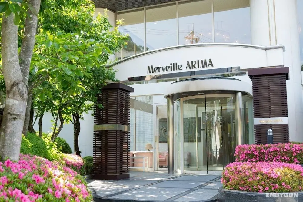 Merveille Arima - Dış Mekan