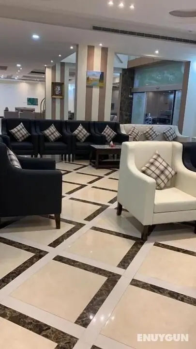 Methaq Hotel Suites - Lobi