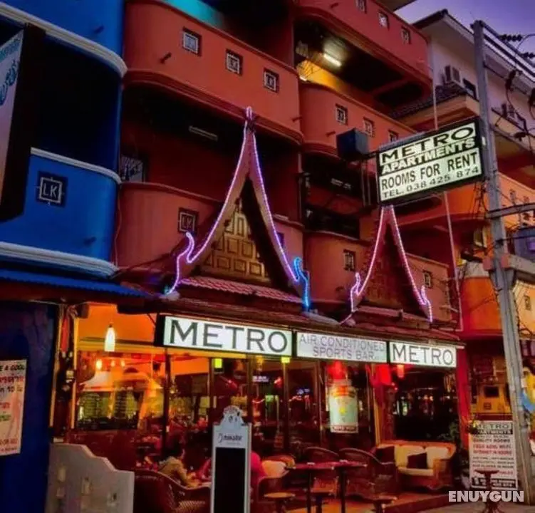 Metro Apartments - Dış Mekan