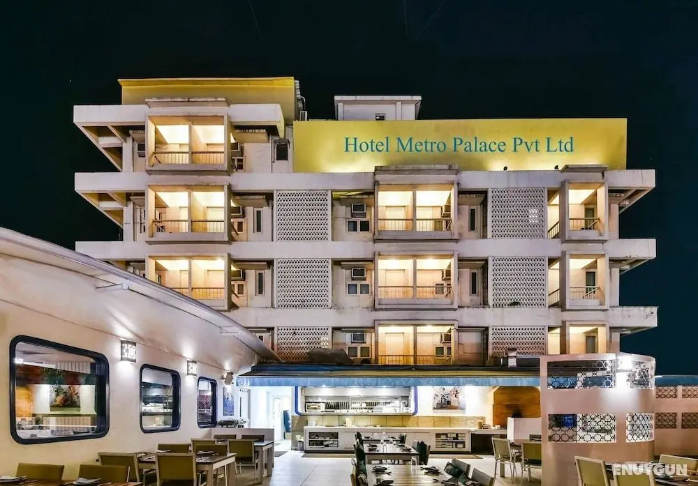 Hotel Metro Palace - Dış Mekan