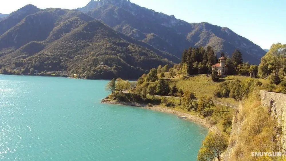 Hotel Mezzolago - Dış Mekanlar
