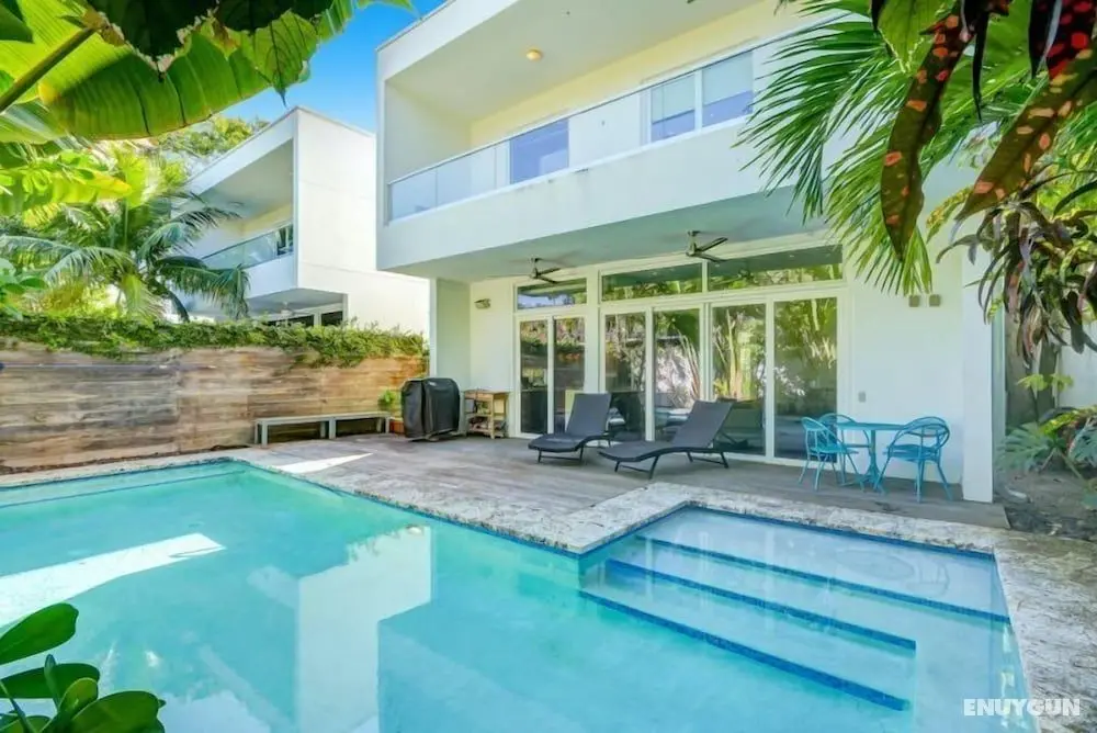 Miami Abode - Private & Sanitized, Perfect for Working From Home. Private Pool, Pet Friendly. Super-host Support - Öne Çıkan Resim