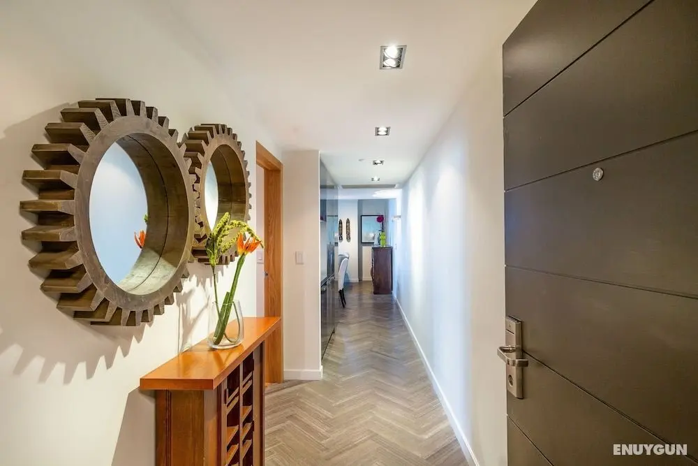 Miami Vacation Rentals - Coconut Grove - Lobi