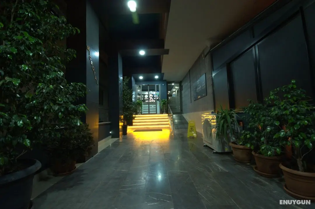 Mic Royal Hotel +12 - Dış Mekan