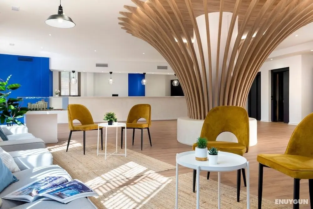 Micampus Armendáriz - Students Residence - Lobi