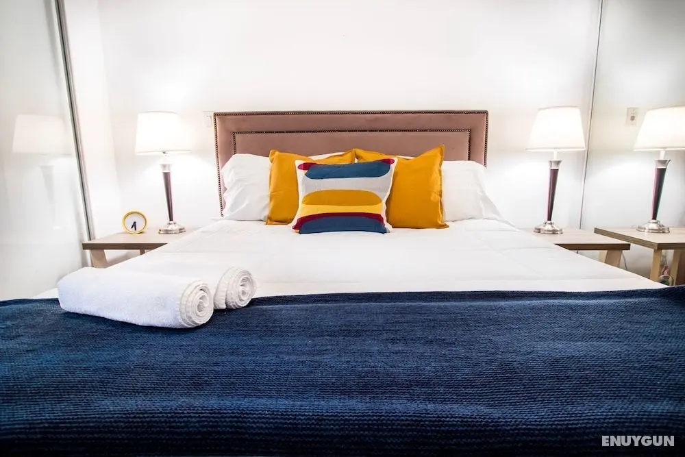 MiCasa Suites - Stylish Condo in Maple Leaf Square - Öne Çıkan Resim