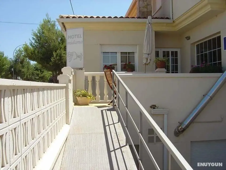 Hotel Midama - Dış Mekan