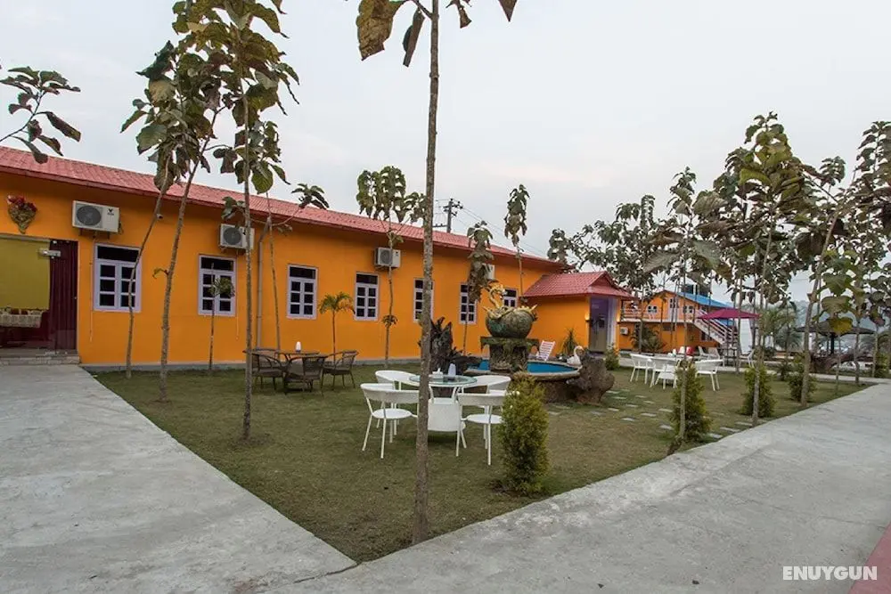 Midpoint Inn Resort - Dış Mekan
