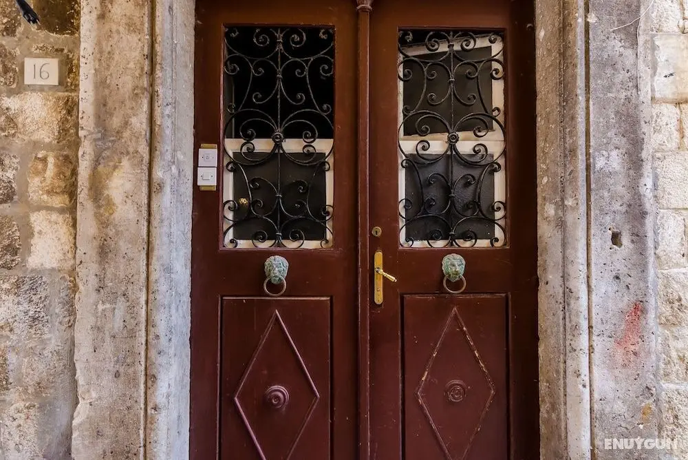 Midtown Apartments - Dış Mekan