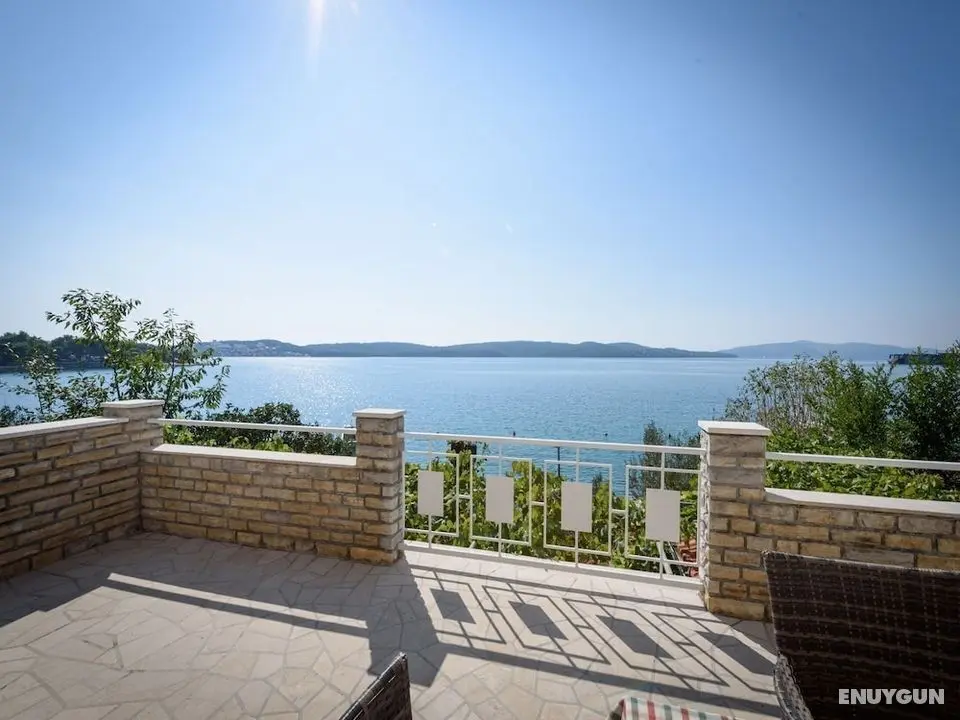 Mihaela - sea View - A1 - Öne Çıkan Resim