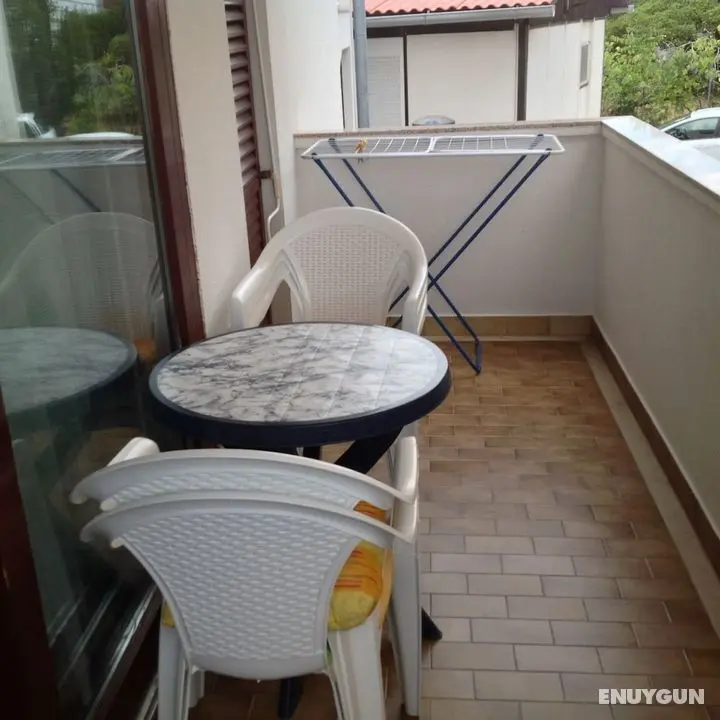 Miki - 50 M From the Beach - A2 - Öne Çıkan Resim