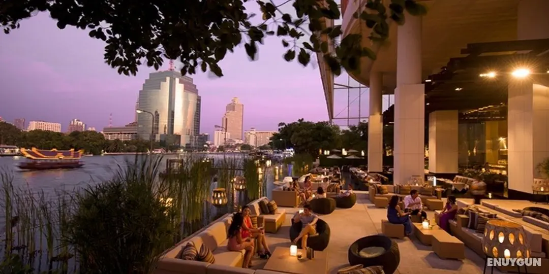 Millennium Hilton Bangkok - Yeme / İçme