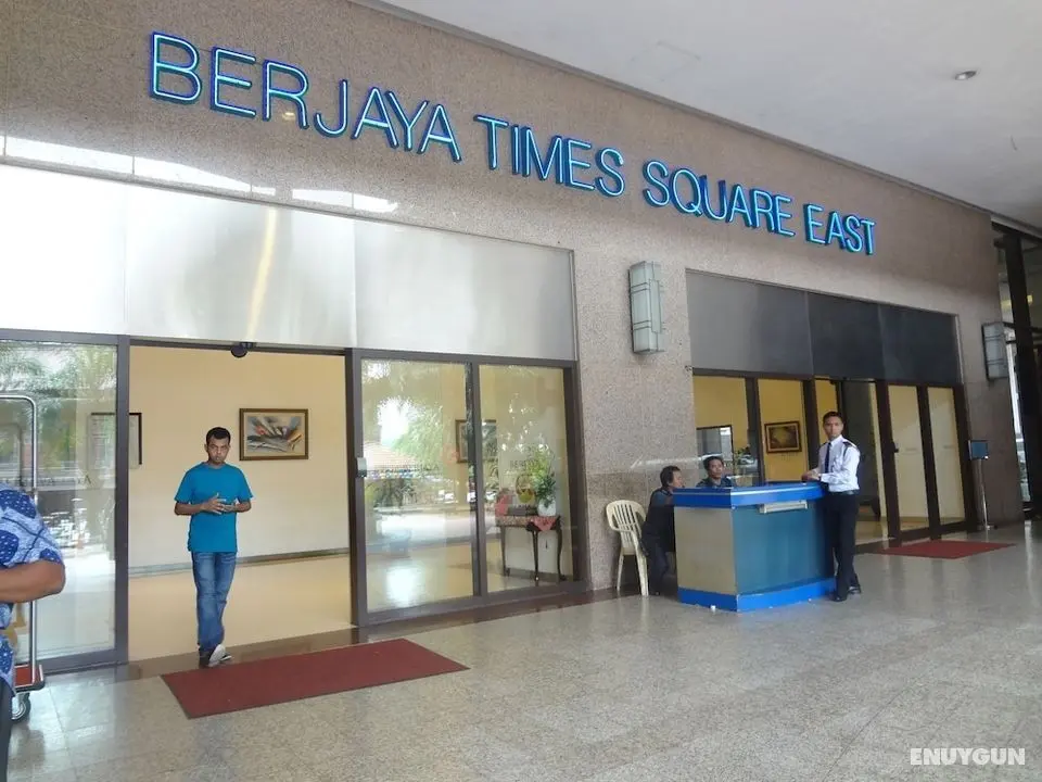 Millennium Service Suite at Times Square - Öne Çıkan Resim