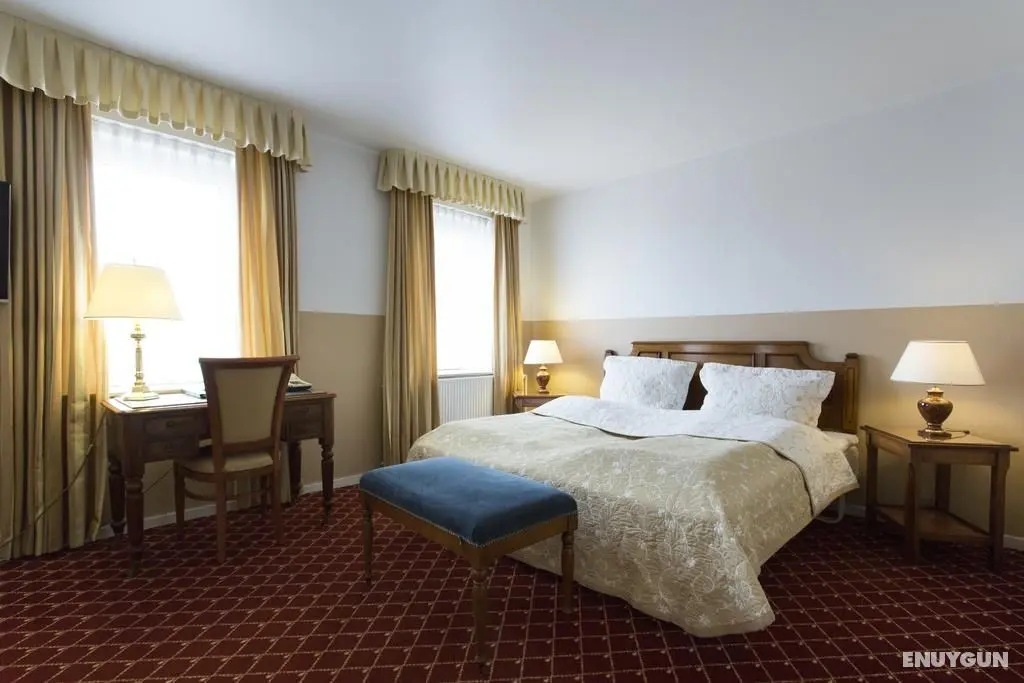Milling Hotel Plaza - Oda