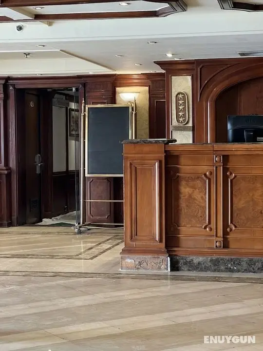 Mimi and Diamond Hotel - Lobi