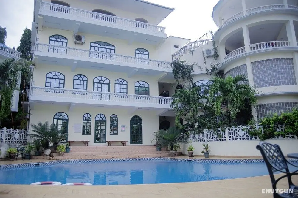 Mini-Mansion Villa Adjacent To The Beach - Dış Mekan