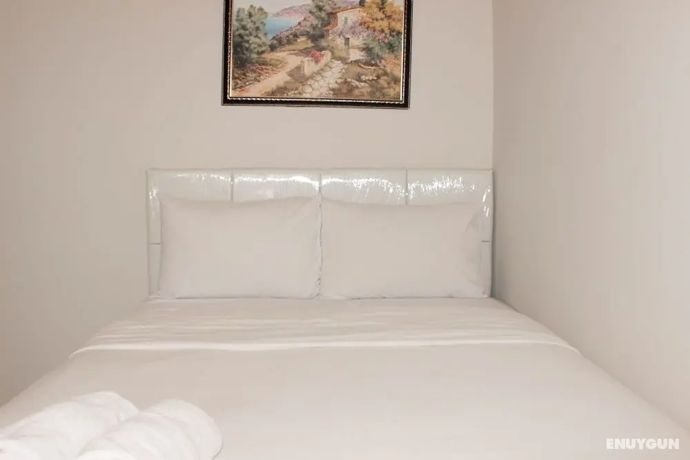 Minimalist And Homey 1Br At Bassura City Apartment - Öne Çıkan Resim