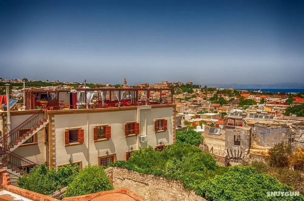 Minos Pension - Öne Çıkan Resim
