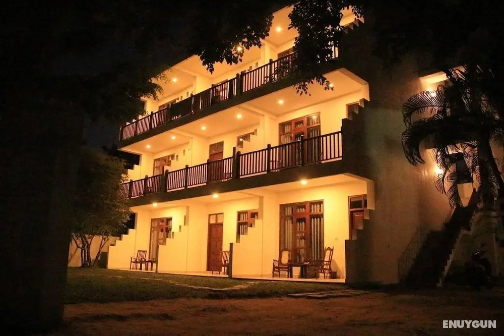 Mirissa Village - Öne Çıkan Resim