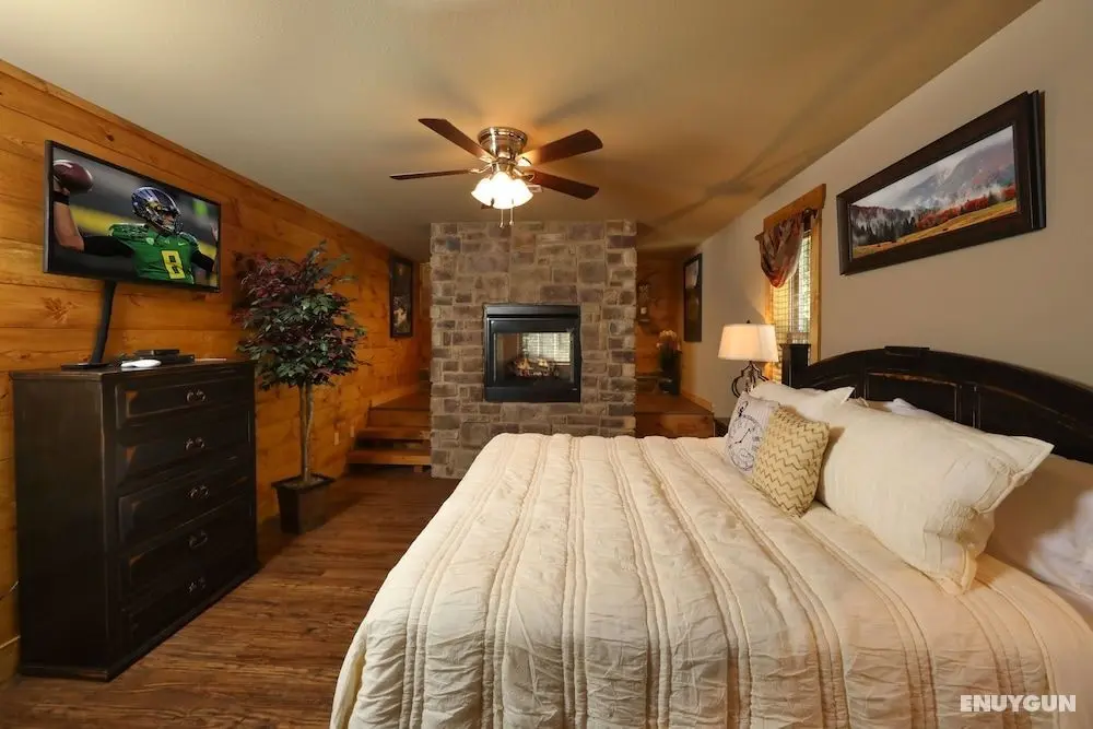 Misty Mountainside - Two Bedroom Chalet - Oda