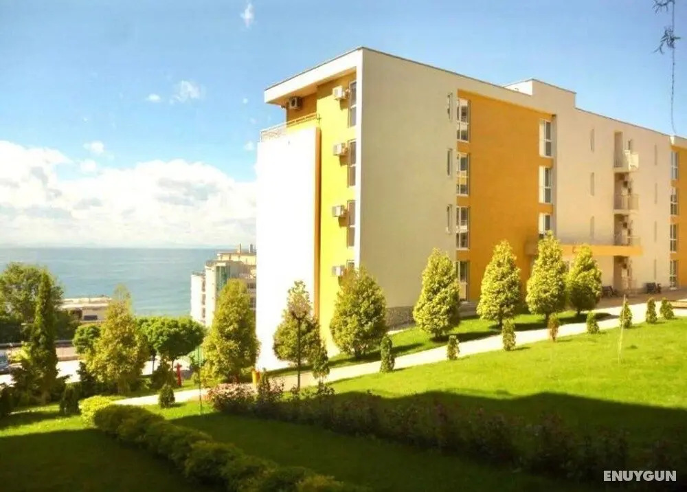 Modern 1-bed Apartment in Sort After Sveti Vlas - Dış Mekan