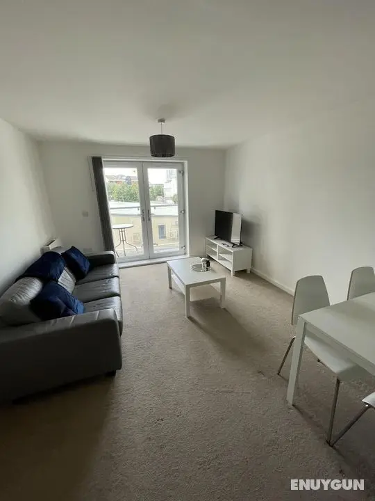 Modern 2-bed Apartment in the Heart of Salford Quays - Öne Çıkan Resim
