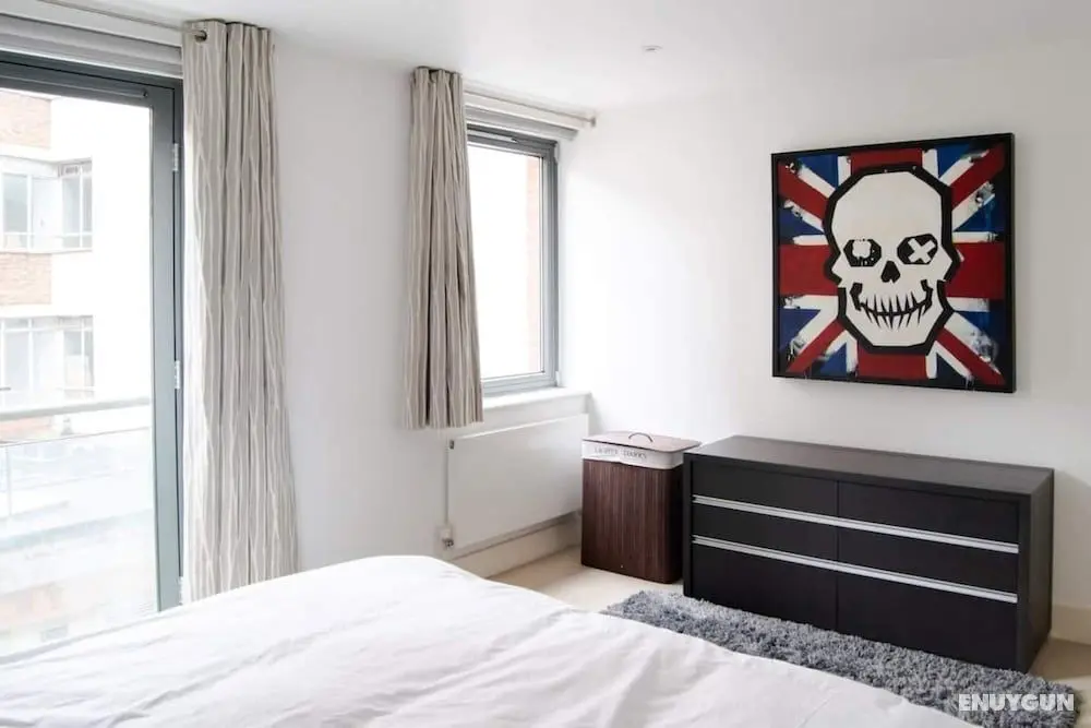 Modern 2 Bedroom With Balcony Near Oxford Street - Oda
