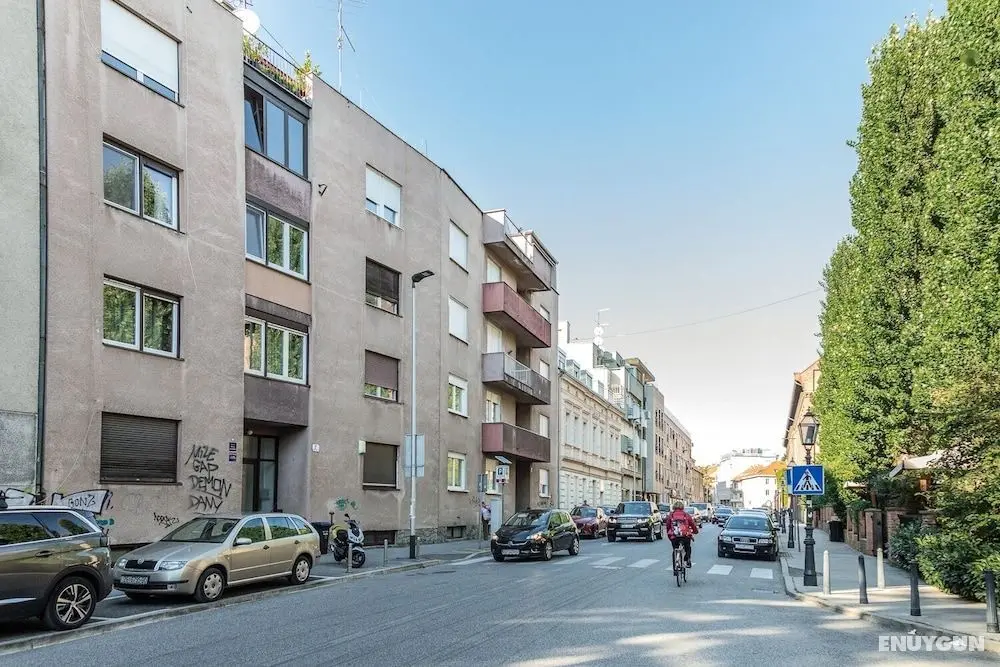 Modern 2bdr Apartment in Old Town- Best Location - Dış Mekan