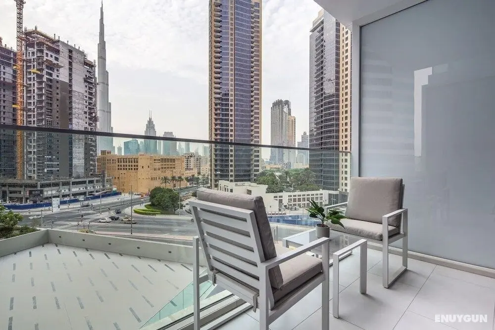 Modern & Adorable Studio w/ Spectacular Burj Khalifa Views! - İç Mekan