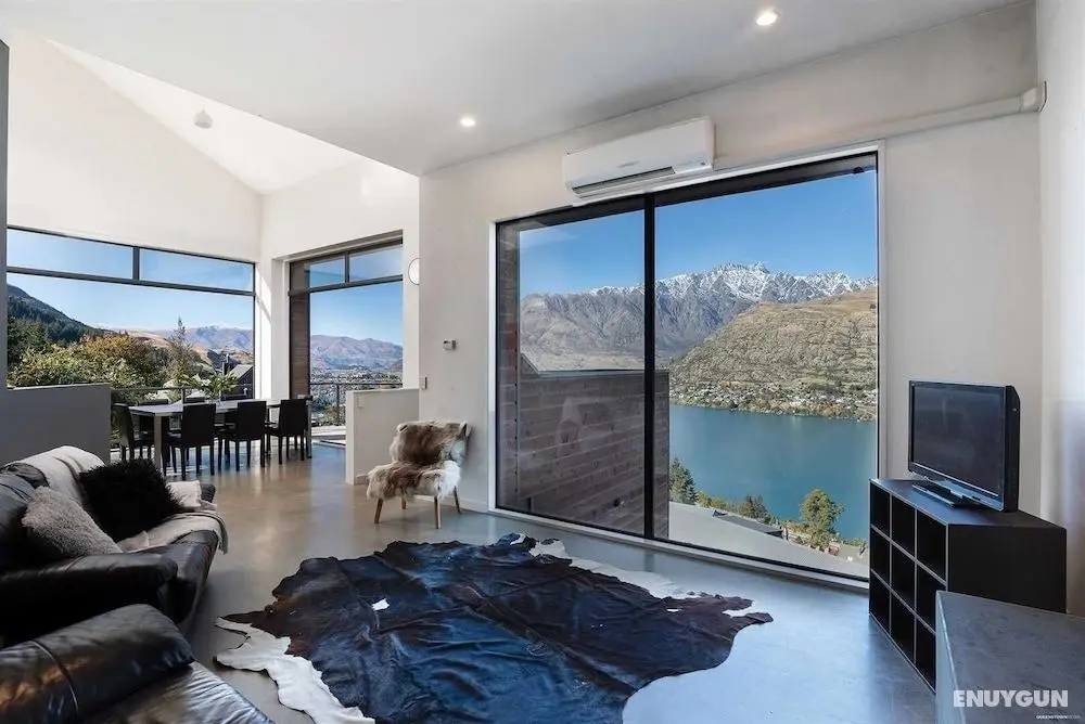 Modern Alpine Living with Spectacular View - Öne Çıkan Resim