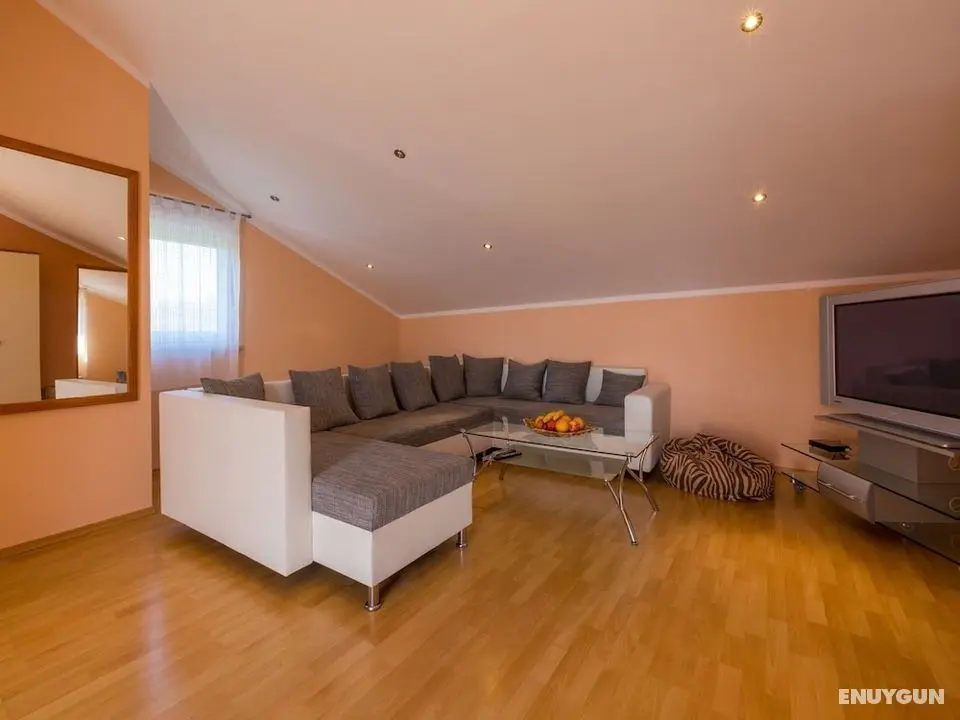 Modern Apartment in Dramalj With Swimming Pool - Öne Çıkan Resim