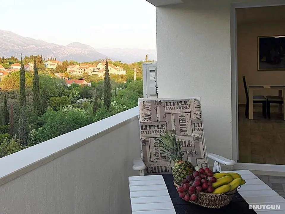 Modern Apartment in Mocici With Terrace - Öne Çıkan Resim