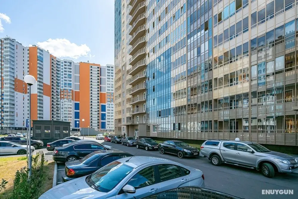 Modern apartment Vesta near Komendantsky - Dış Mekan