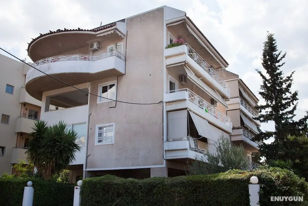 Modern apt.with sea view in Glyfada - Dış Mekan