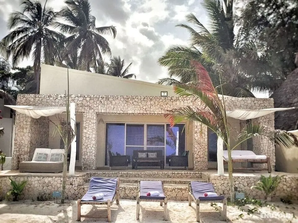 Modern Beach House, Excellent Beachfront, Private Chef, Pool - Öne Çıkan Resim
