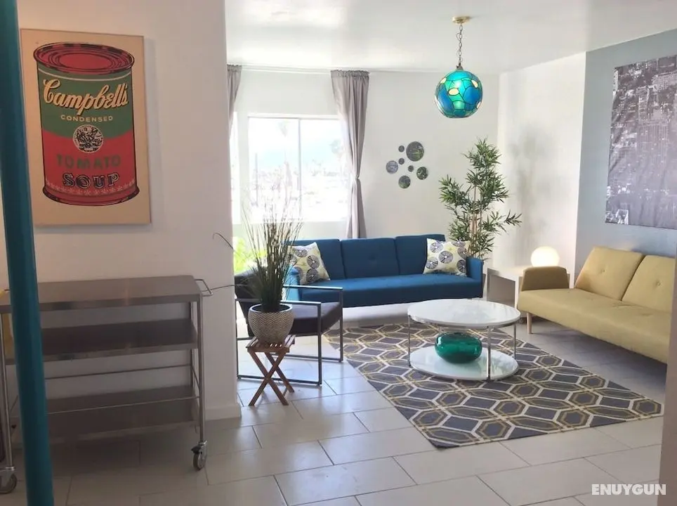 Modern Downtown Condo - Öne Çıkan Resim