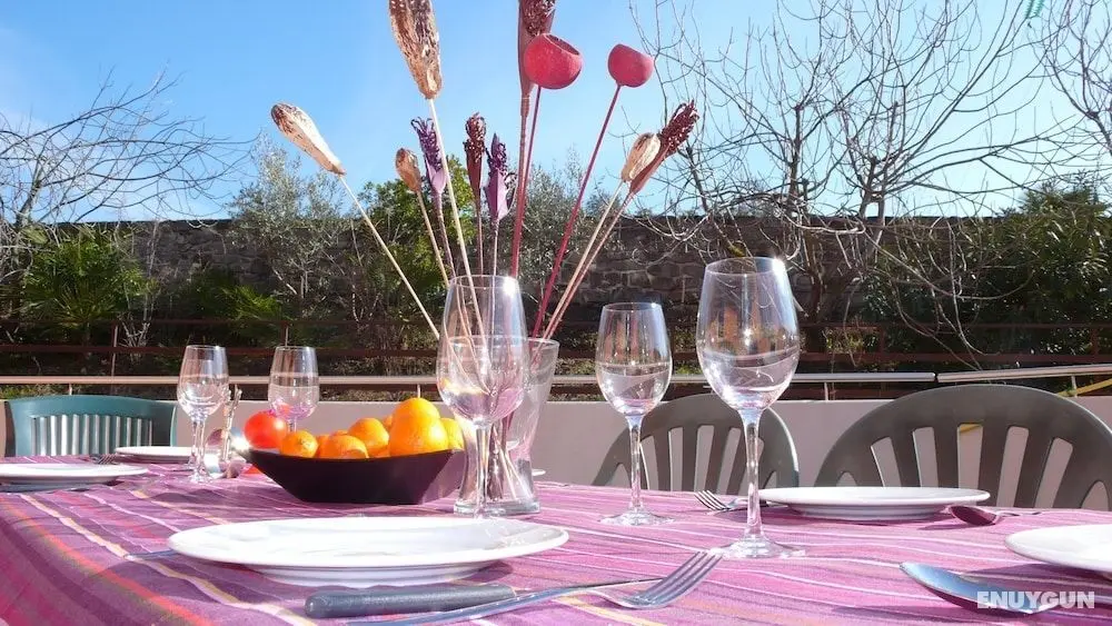 Modern and Elegant Apartments - Öne Çıkan Resim