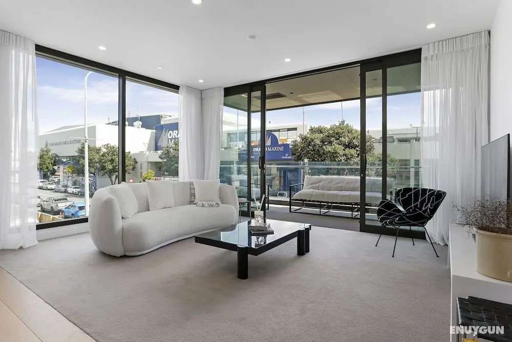 Modern & elegant living Wynyard Quarter - Öne Çıkan Resim