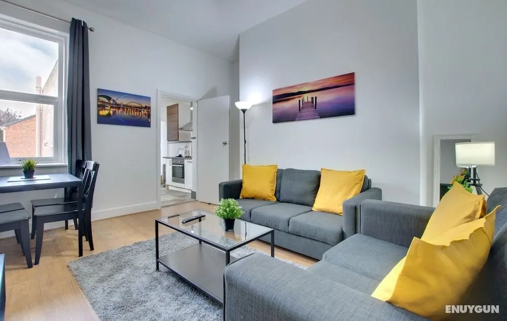 Modern First Floor Newcastle Apartment - Öne Çıkan Resim