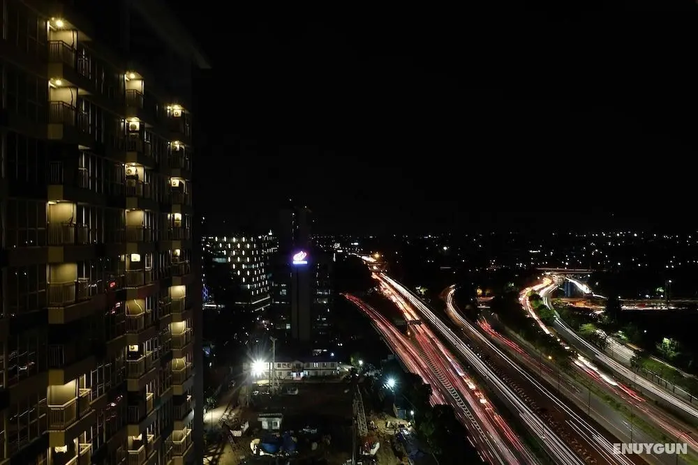 Modern Furnished Studio Apartment Near MT Haryono And Cawang - Dış Mekan