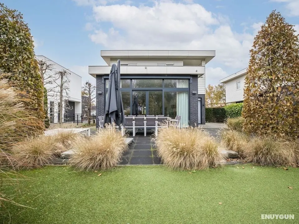 Modern Villa in Harderwijk with Hot Tub - Öne Çıkan Resim
