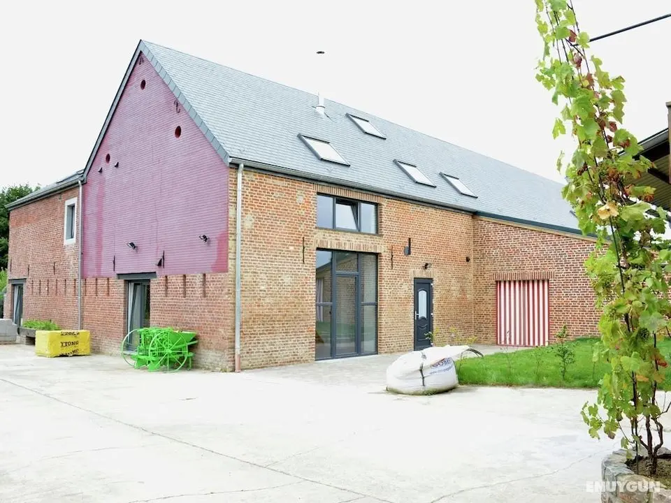 Modern Holiday Home in Fernelmont With Garden - Öne Çıkan Resim
