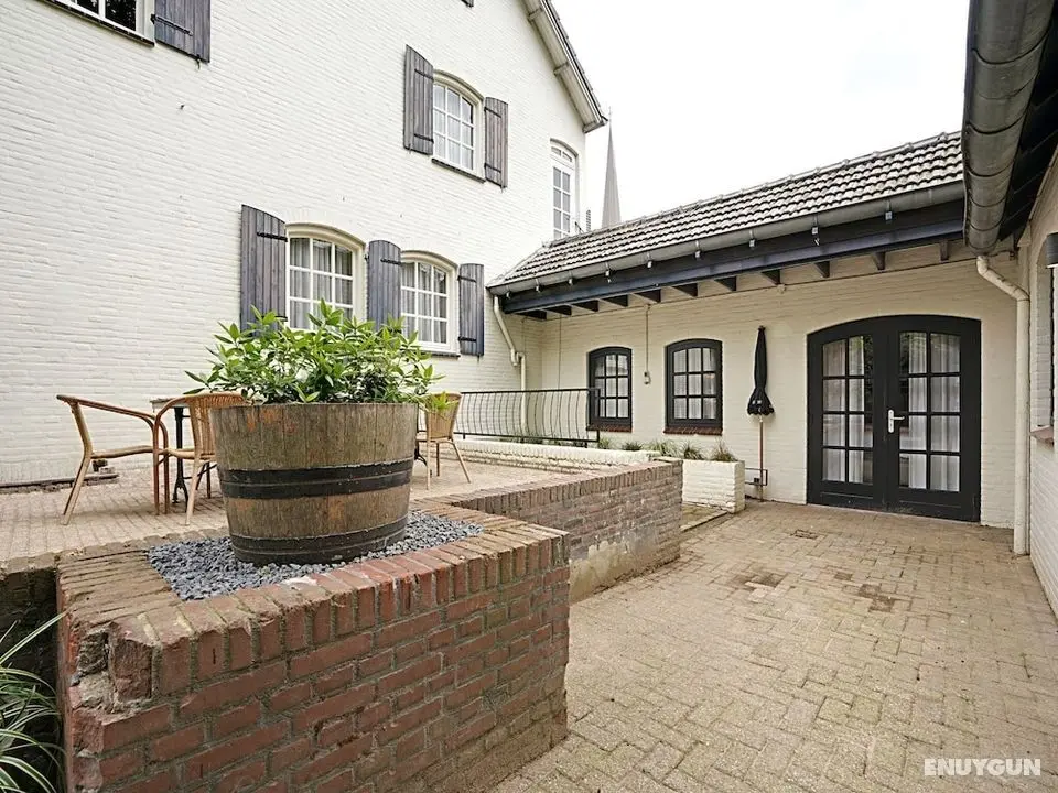 Modern Holiday Home in Grubbenvorst Near River Maas - Öne Çıkan Resim