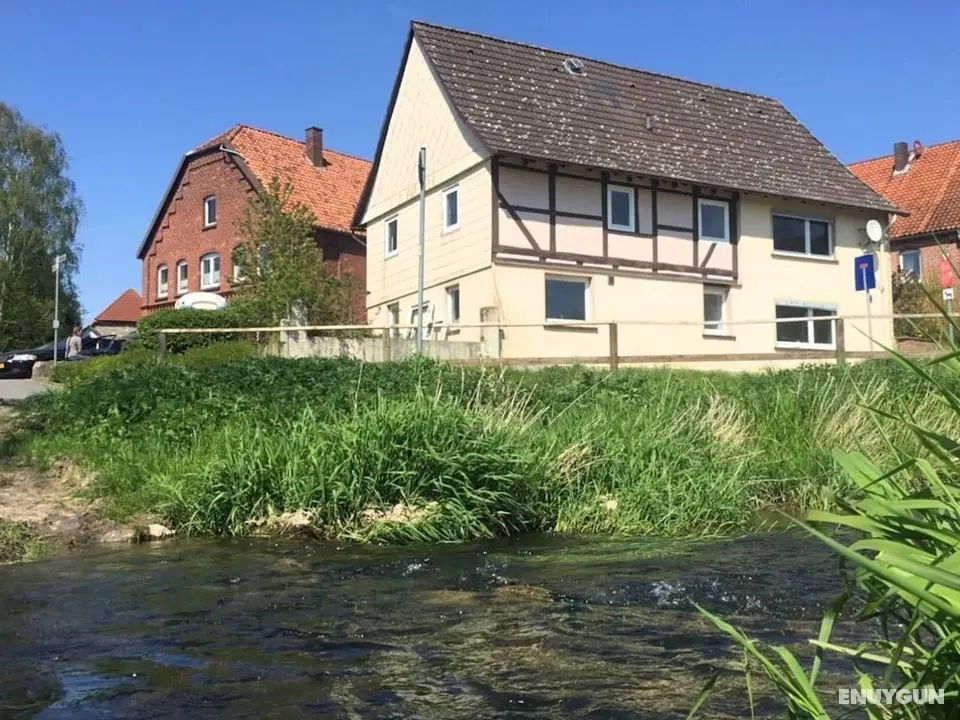 Modern Holiday Home Near River in Amelgatzen - Öne Çıkan Resim
