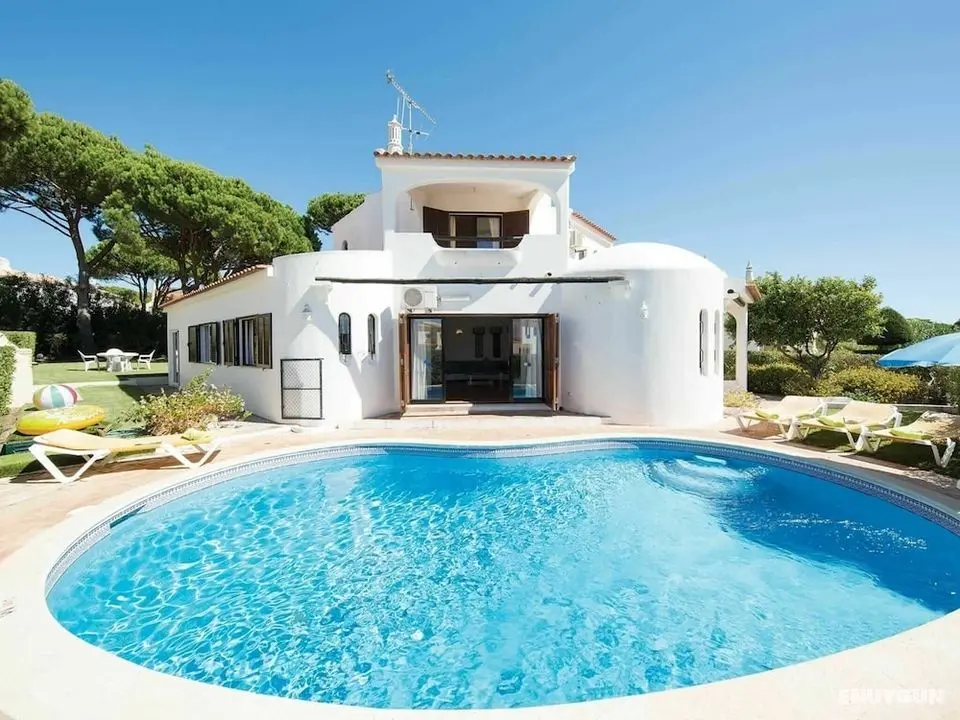 Modern Holiday Home in Quarteira With Swimming Pool - Öne Çıkan Resim