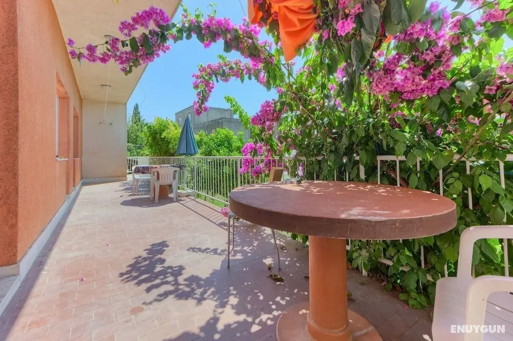 Modern Luxury 2-bedroom apt With Balcony & Patio - Öne Çıkan Resim