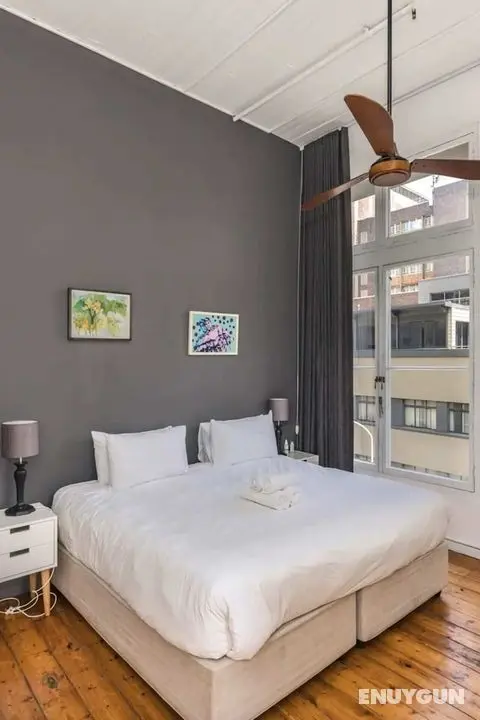 Modern Minimalism 2 Bedroom Apartment Near the Castle of Good Hope - Oda