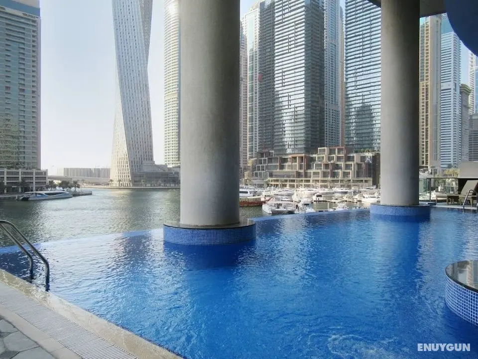 Modern + Premium 2BR With Full Dubai Marina Views! - İç Mekan